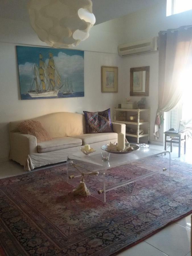 Appartamento Sea & City - 10 Min Drive To The Beach & Athens Airport Markópoulon Esterno foto